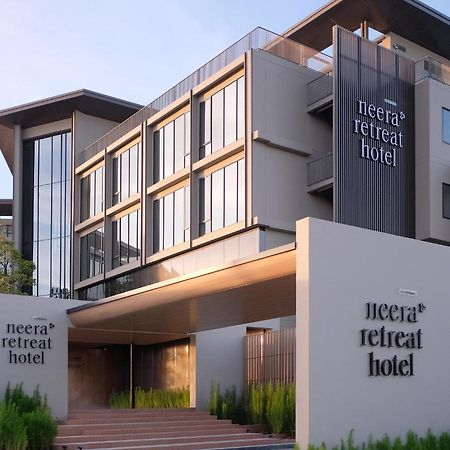 Neera Retreat Hotel ナコーンパトム エクステリア 写真