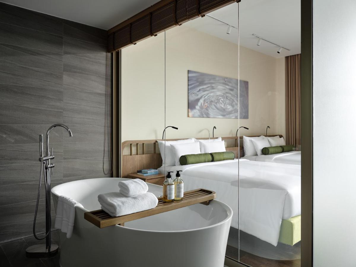 Neera Retreat Hotel ナコーンパトム エクステリア 写真