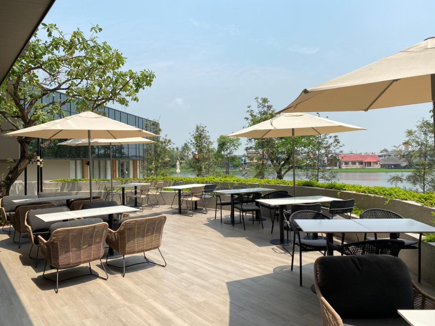 Neera Retreat Hotel ナコーンパトム エクステリア 写真